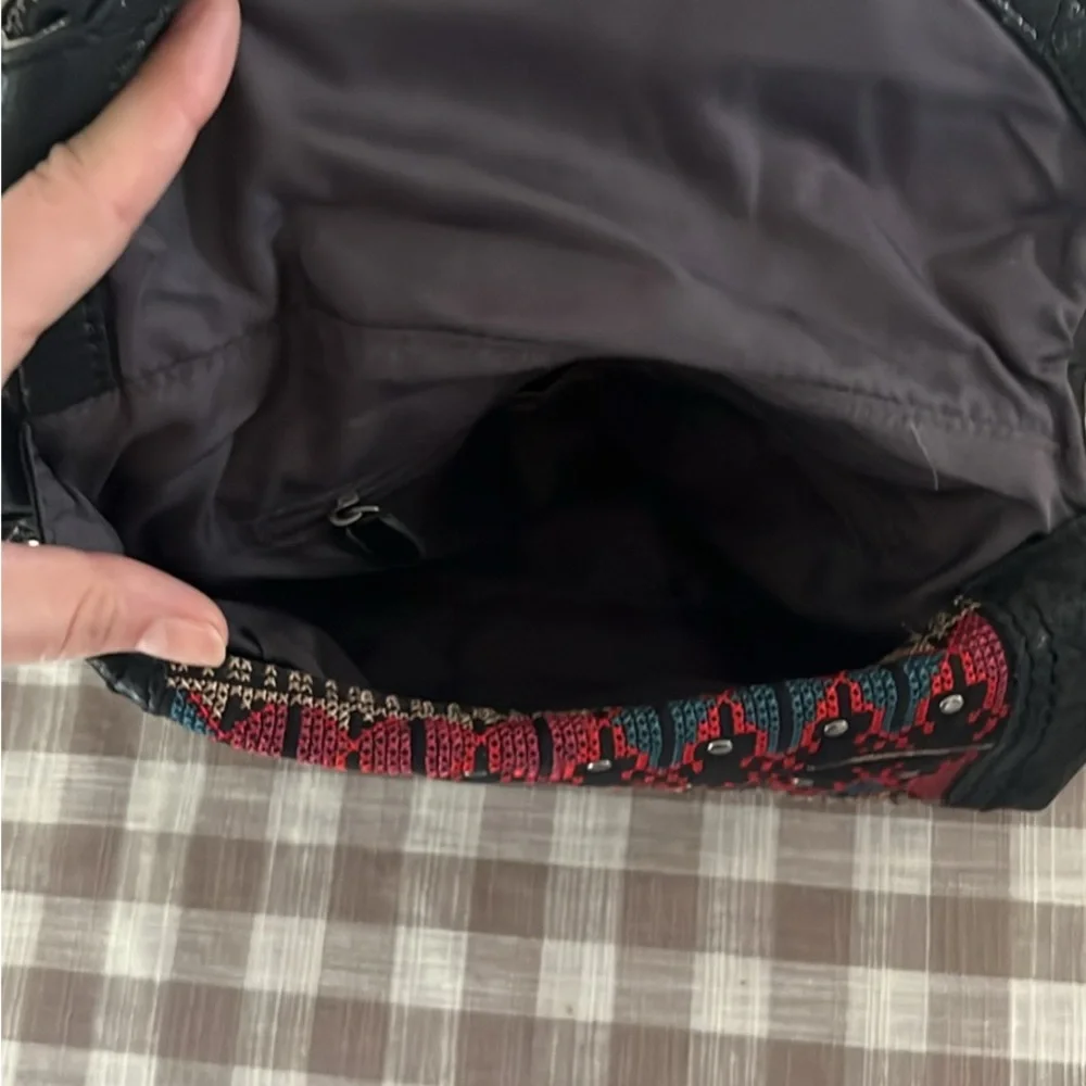 The Sak Black Leather Crossbody Bag - Picture 2 of 4